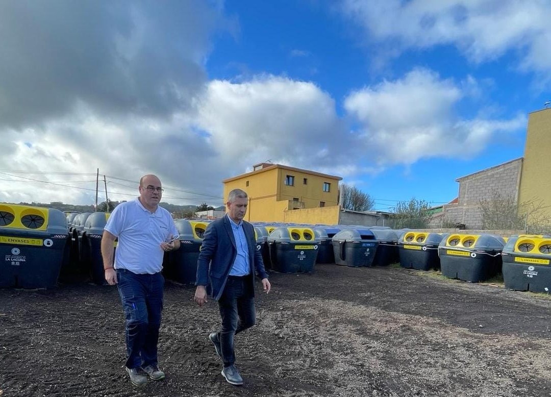 Foto recurso contenedores