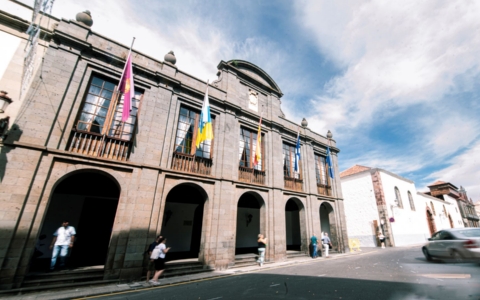 Fachada principal Ayuntamiento de La Laguna